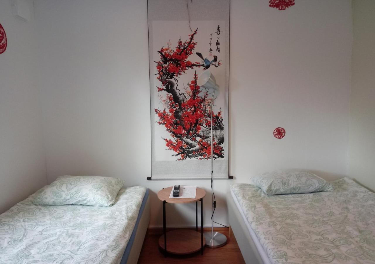 Lin'S B&B Alvsered Bagian luar foto